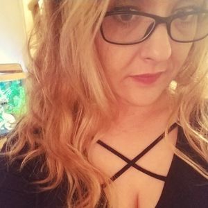 Meet your Posher, Costana